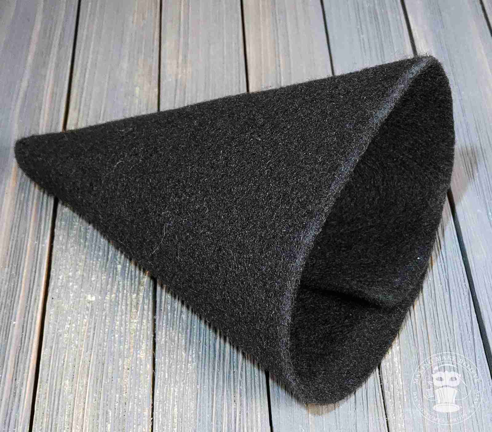 Form felt into a cone