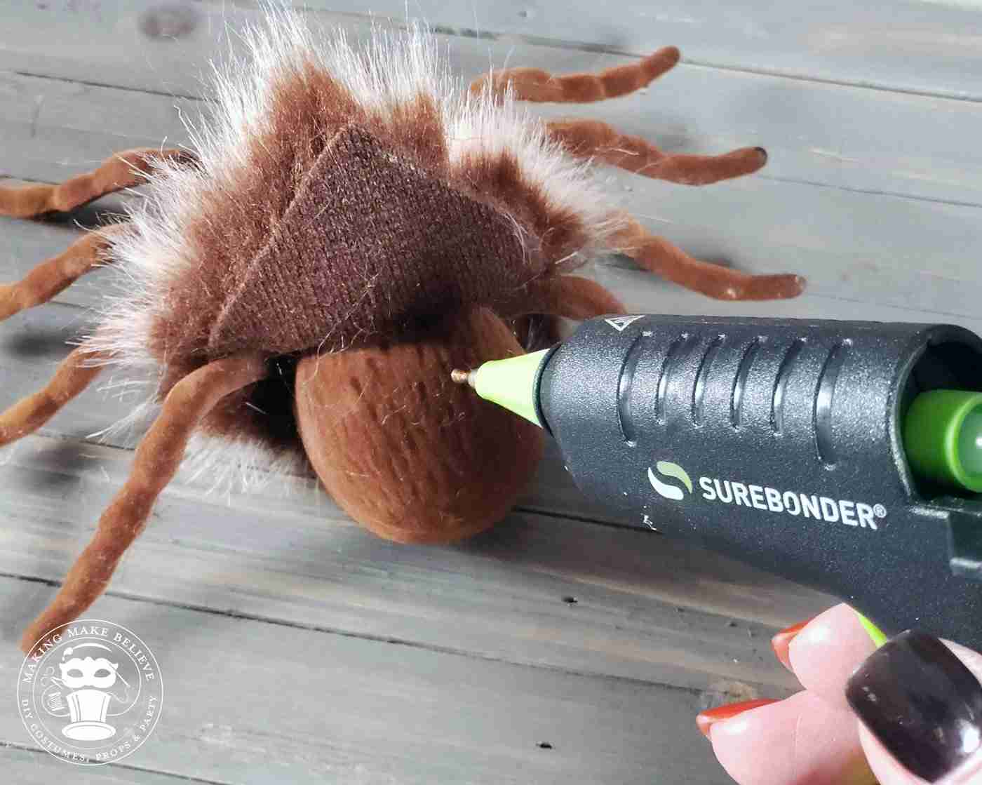 Make A Creepy Halloween Spider
