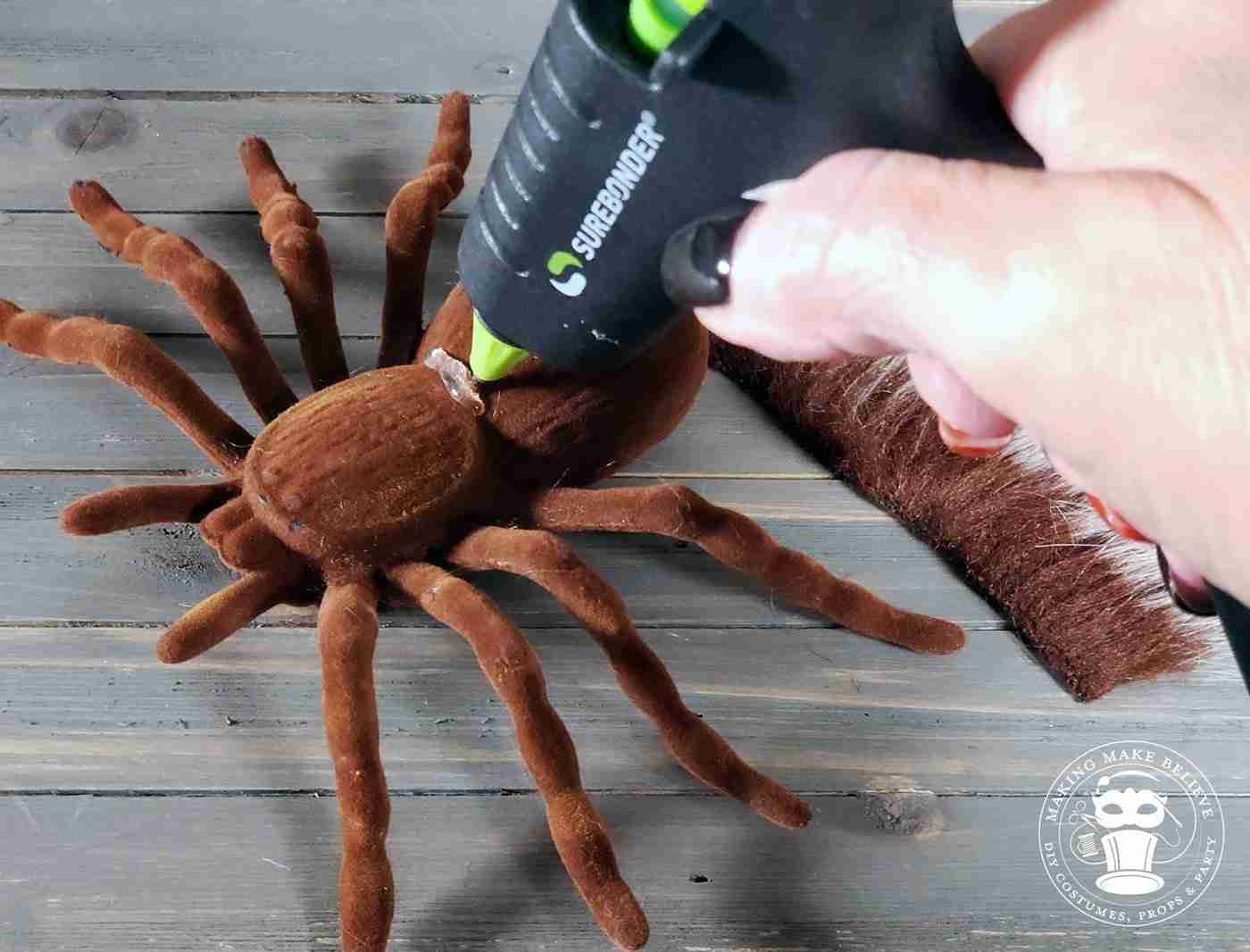 Make A Creepy Halloween Spider