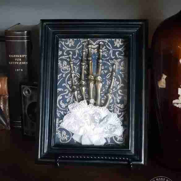 DIY Skeleton Hand Prop Display
