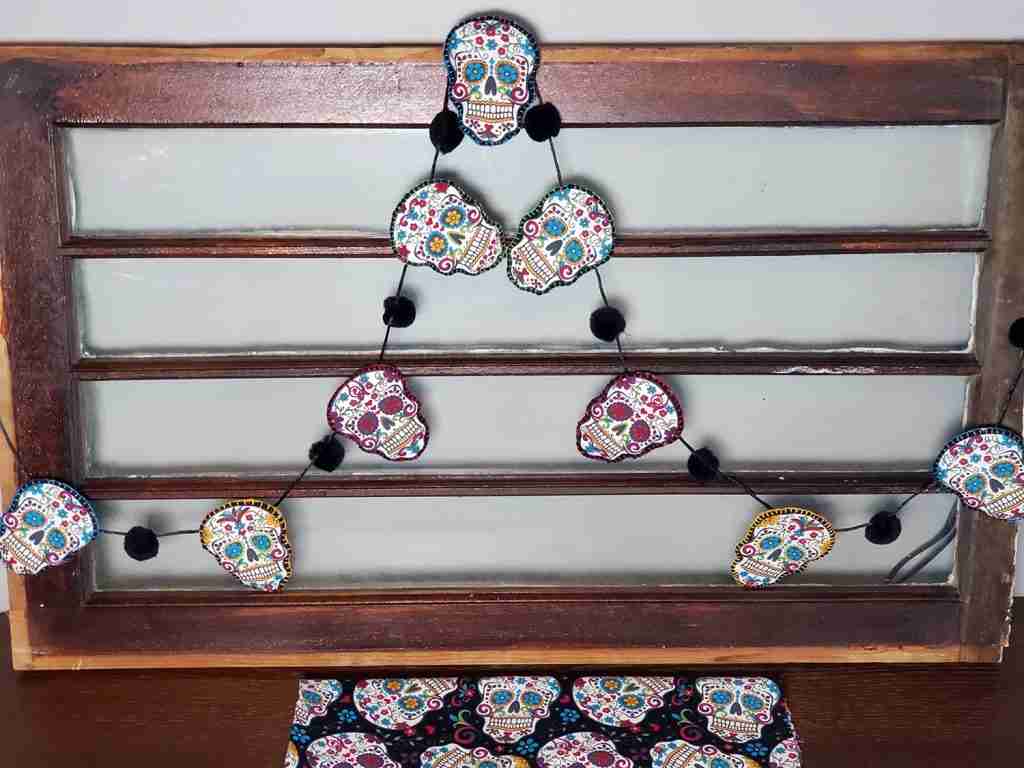 Halloween Fabric Hack Sugar Skull Banner