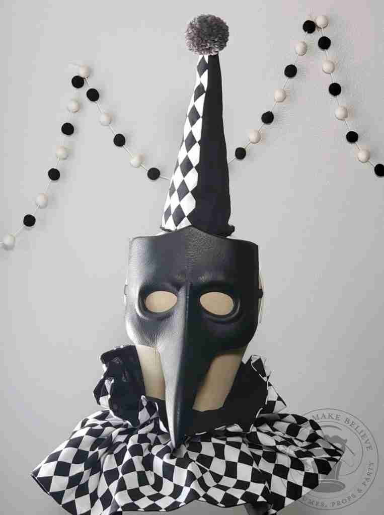 Clown Hat w Plague Mask & Clown Collar