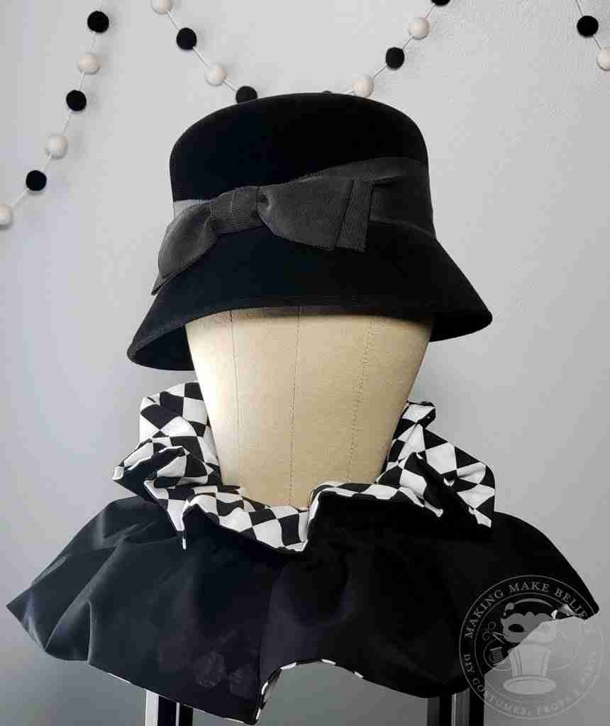 Reversible Ruffle Clown Collar