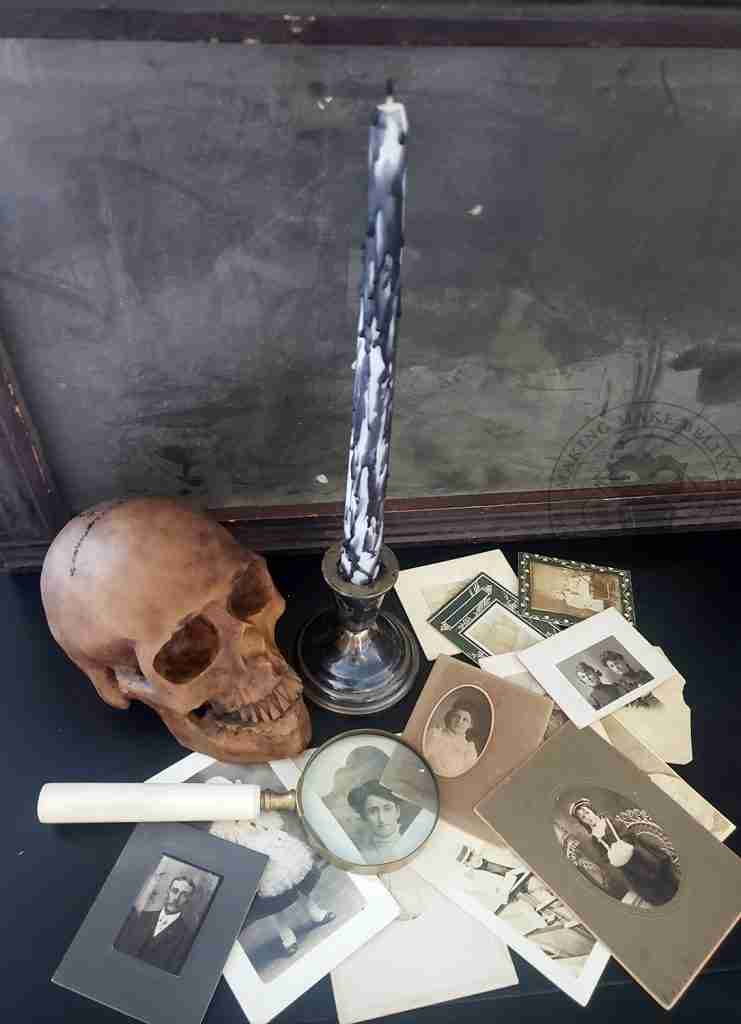 Halloween Black Drip Creepy Candle
