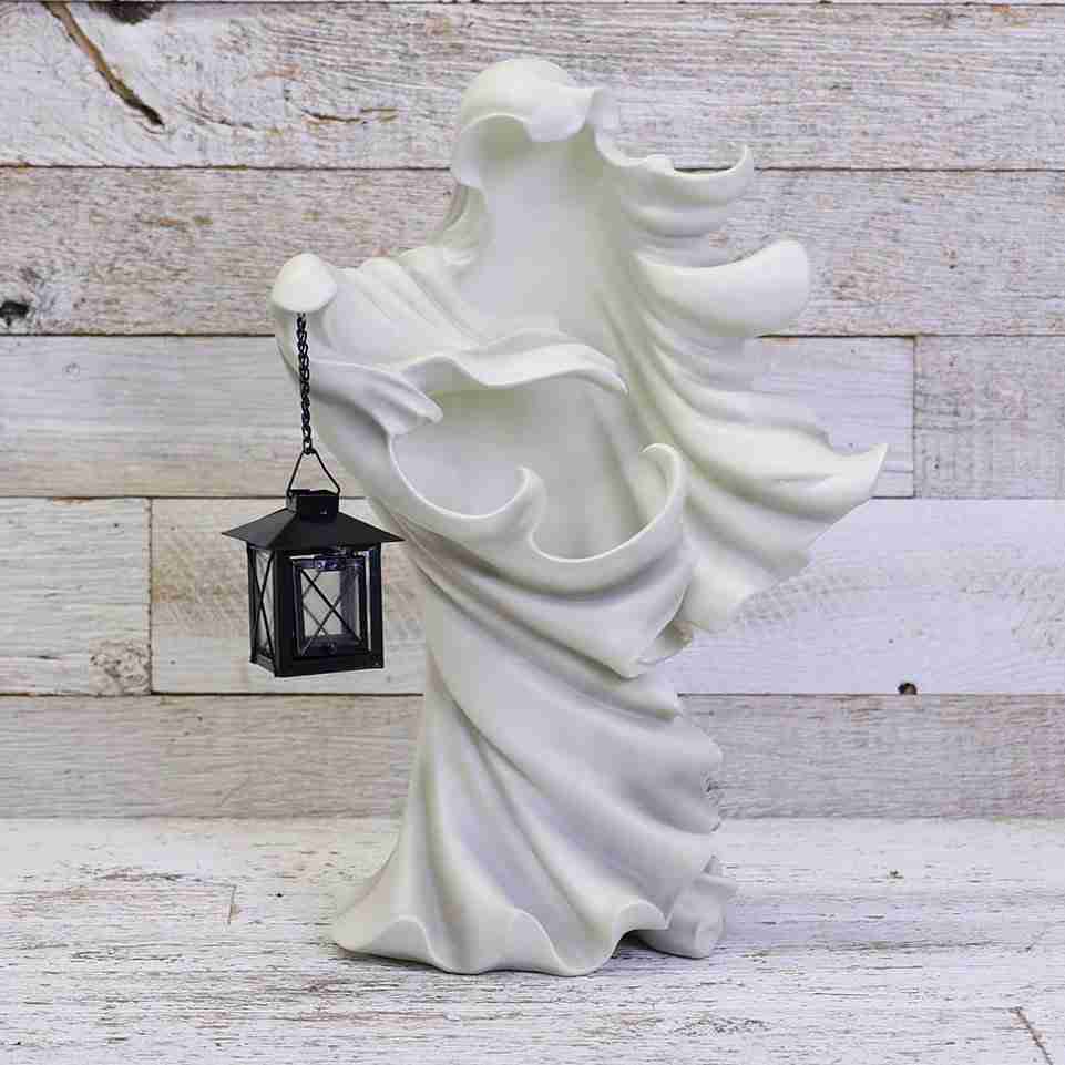 Cracker Barrel Ghost