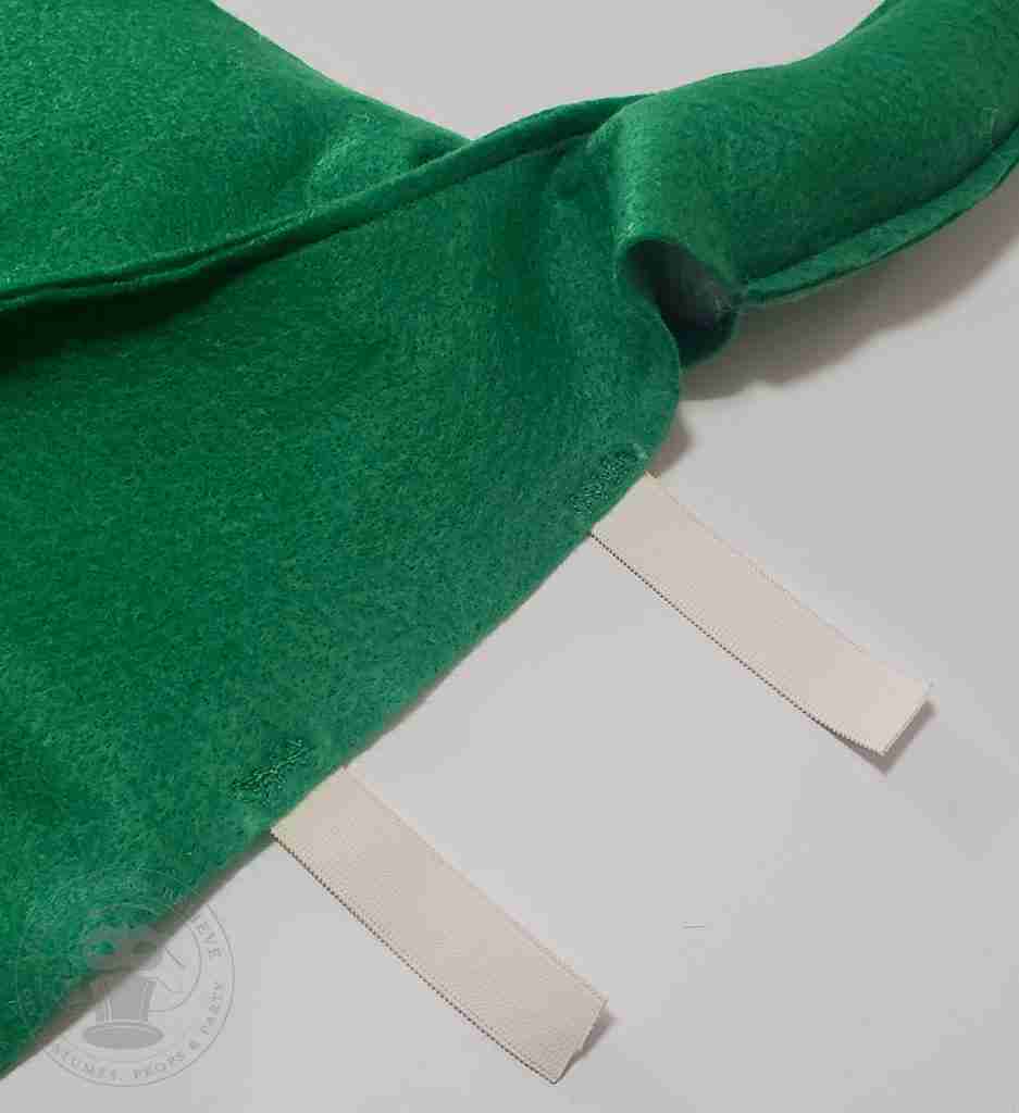 Zigzag Stitch Elastic Onto Elf Shoe Covers
