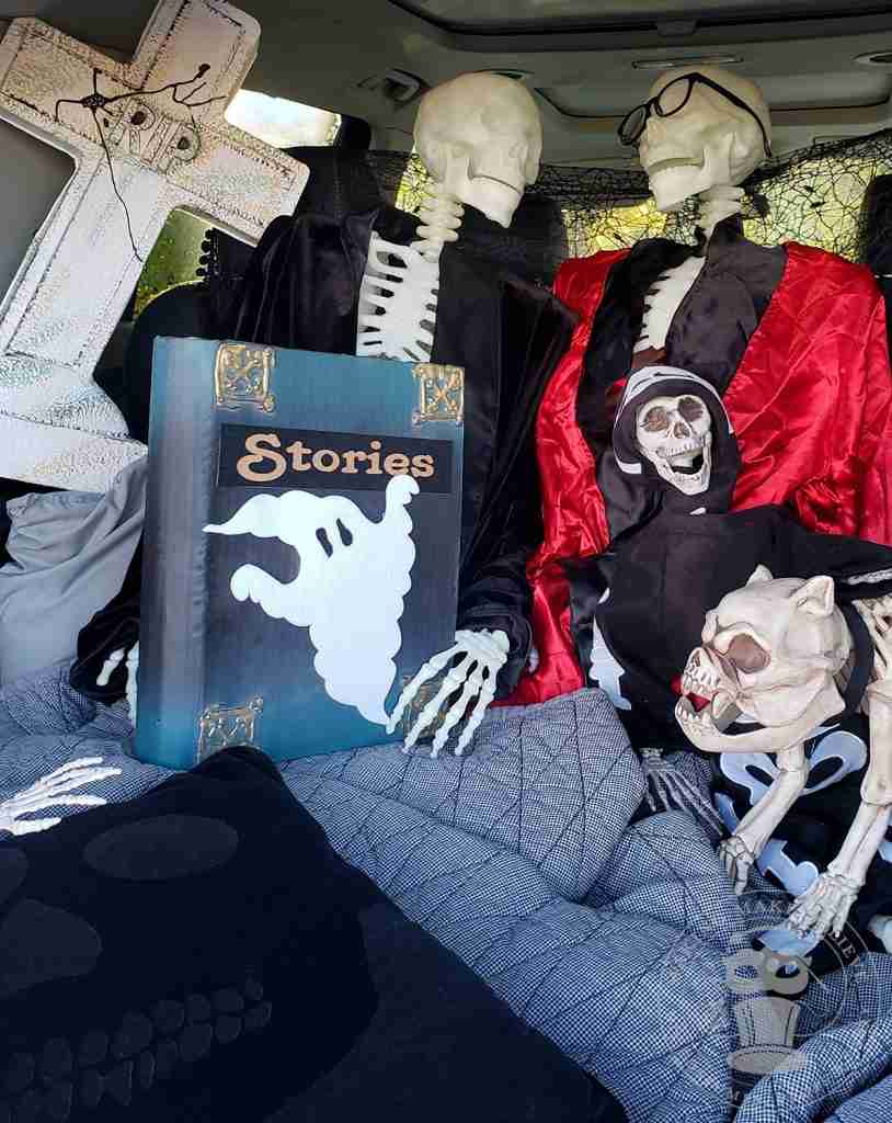 Trunk or Treat Skellie Family Ghost Stories