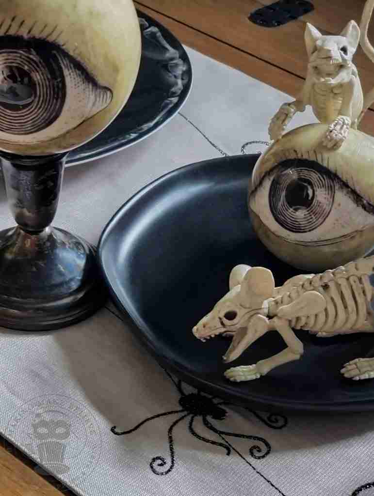 Rats and eyeballs tablescape