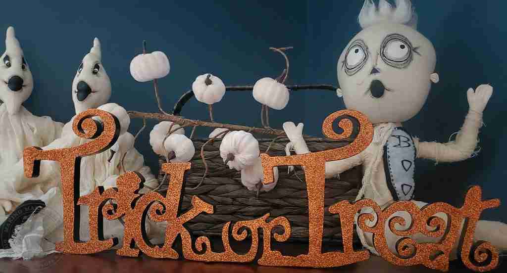 Trick or Treat ghost group