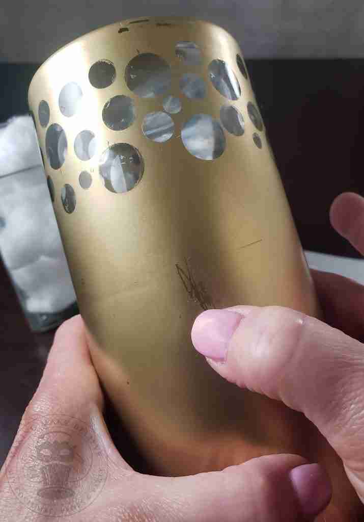 Gold Color On Vase Scratches Off