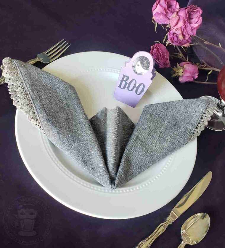 Bat Napkin on dinner plate with tombstone placecard