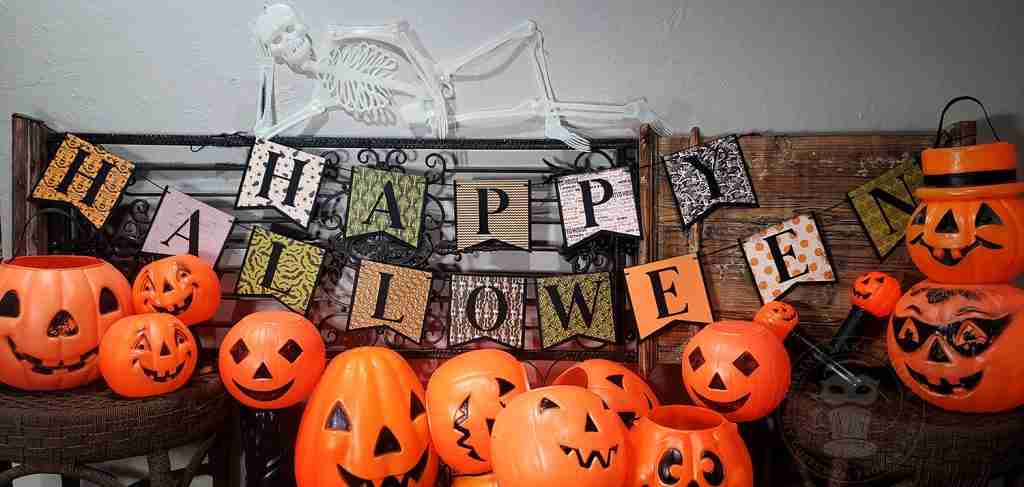 Easy Happy Halloween Banner