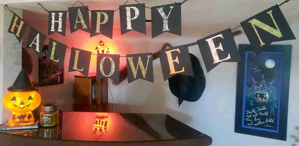 Easy Happy Halloween Banner