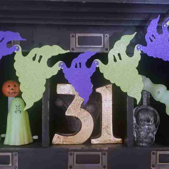 Spooky Cute Mini Ghost Garland