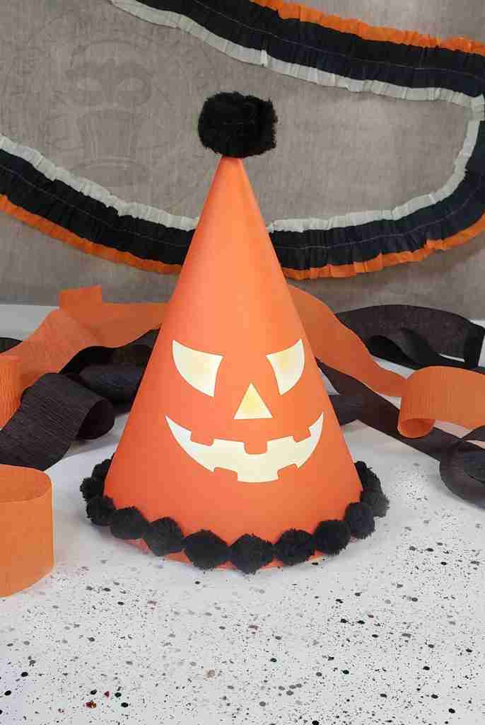 DIY Halloween Party Hat