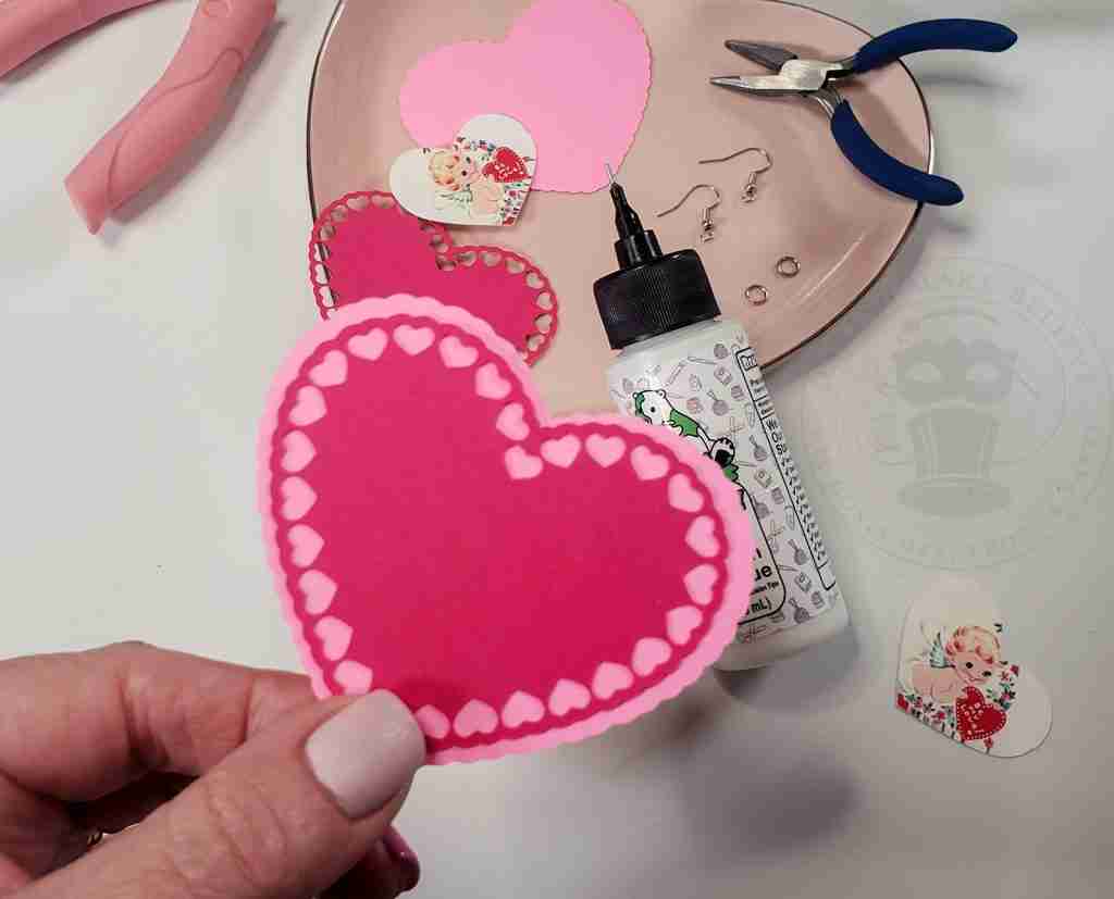 Glue Doily Hearts
