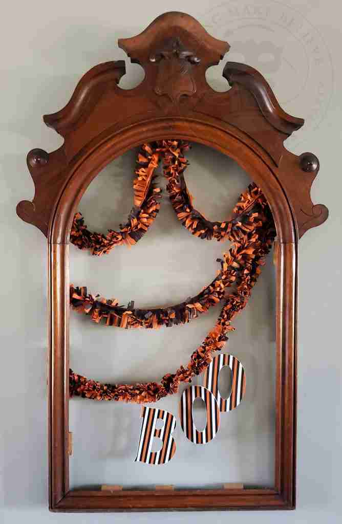 DIY Halloween Crepe Paper Festoon & BOO Printable