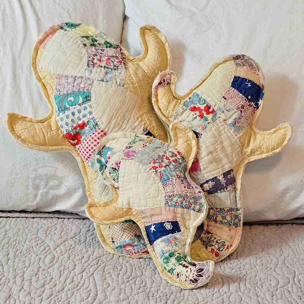 Quilt Ghost Plush Trio