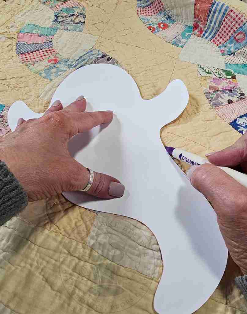 Trace Ghost Pattern onto Quilt