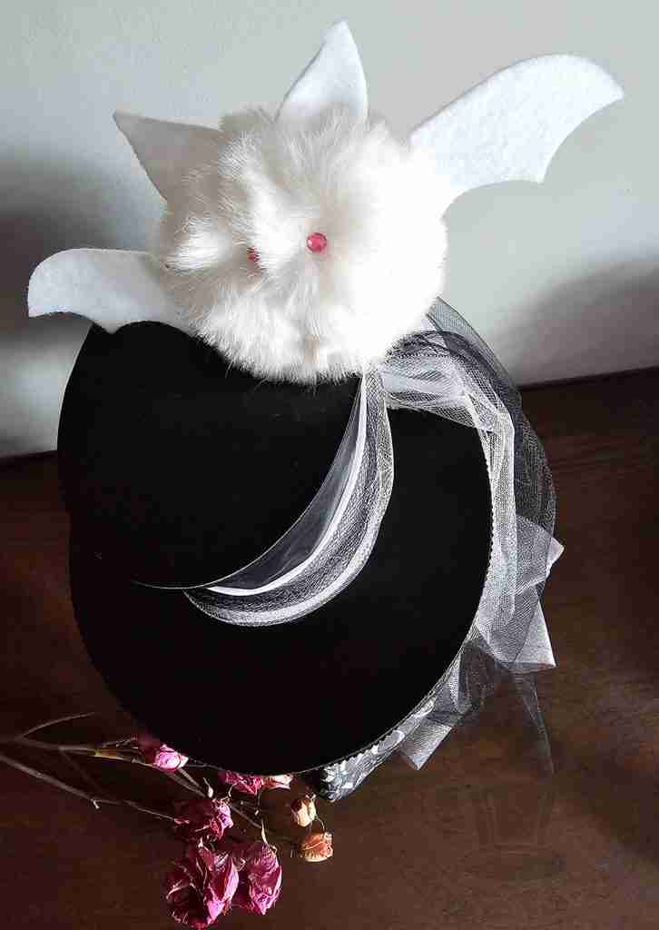 Lady Vampire Hat Hack