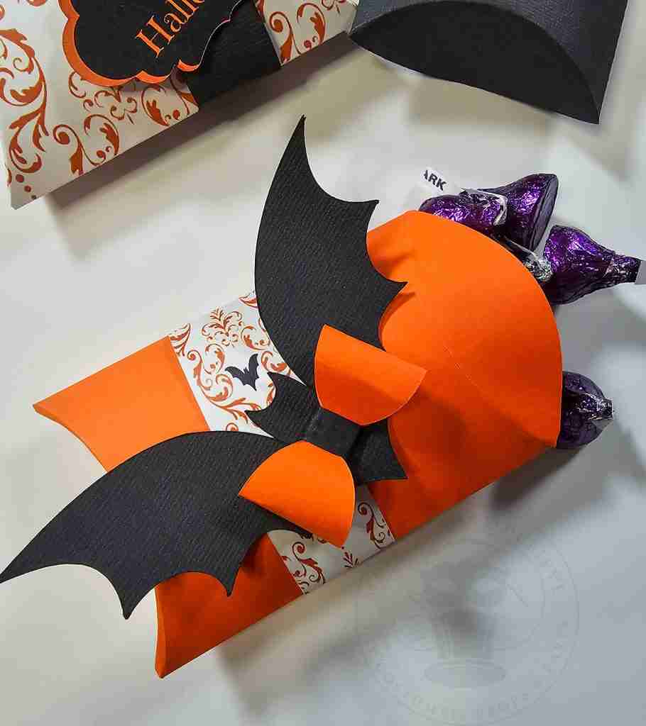 Pillow Box with Treats