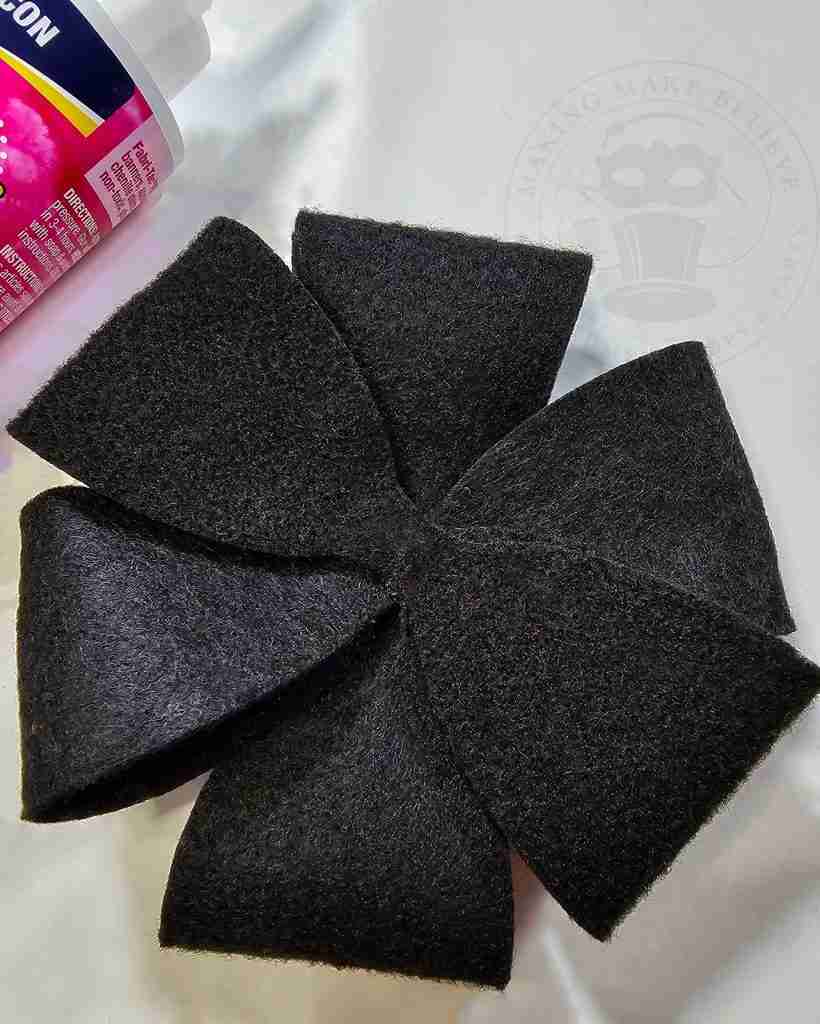 Add Final Bow Tie to Rosette