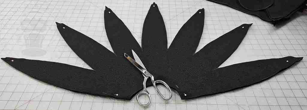 Collar Cut Out