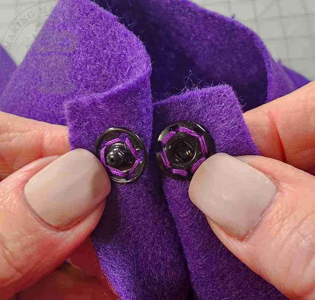 Clown Collar Center Back Closure