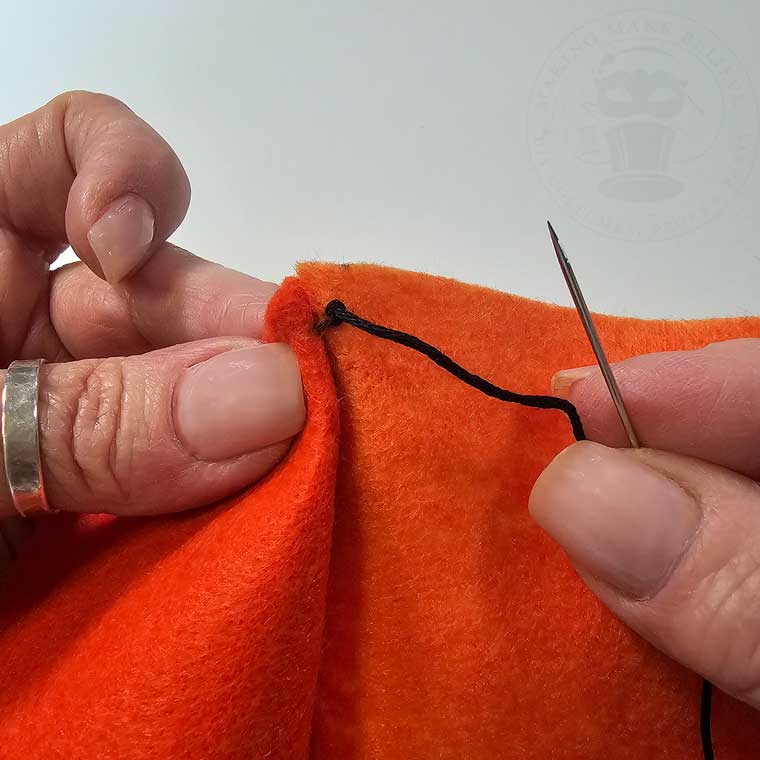Hide Knot