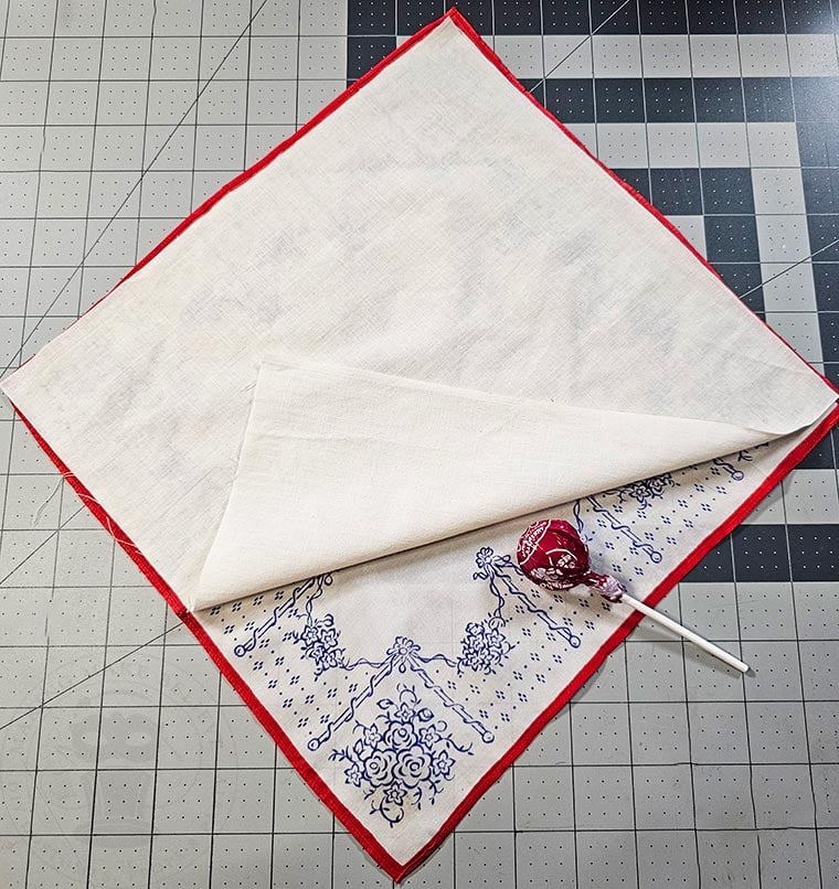 Add Another Layer For Tootsie Pop Hankie Ghost
