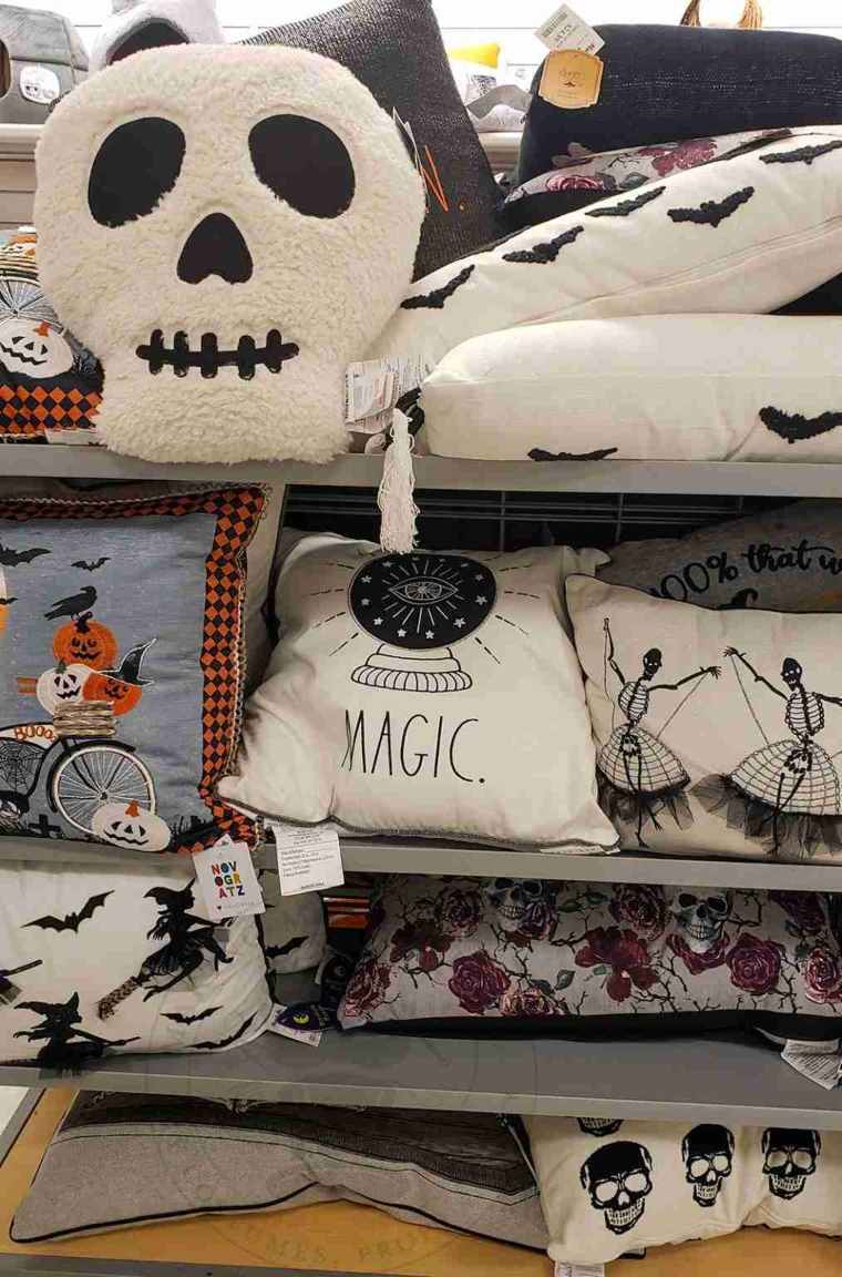 Skull Stuffie Inspo