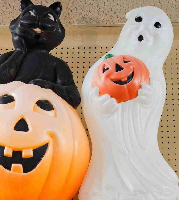 Vintage Halloween Ghost with Jack Cat with Jack Blow Molds