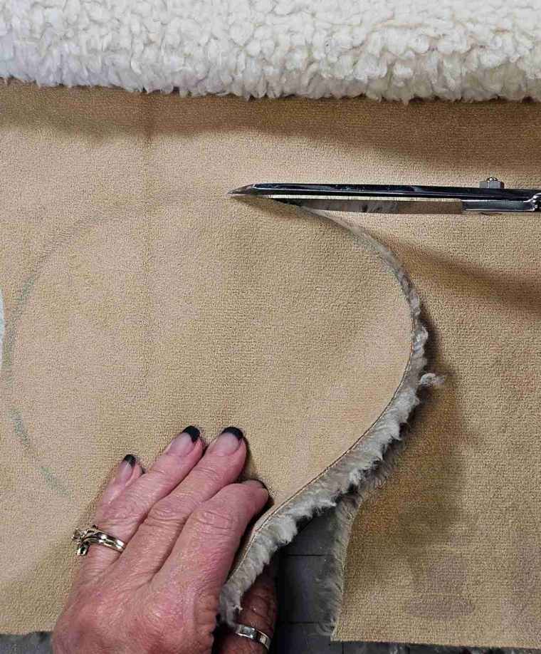 Cut Out Sherpa Skull