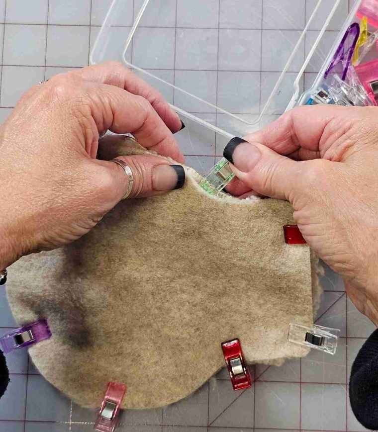 Clip Skull Fabric Together