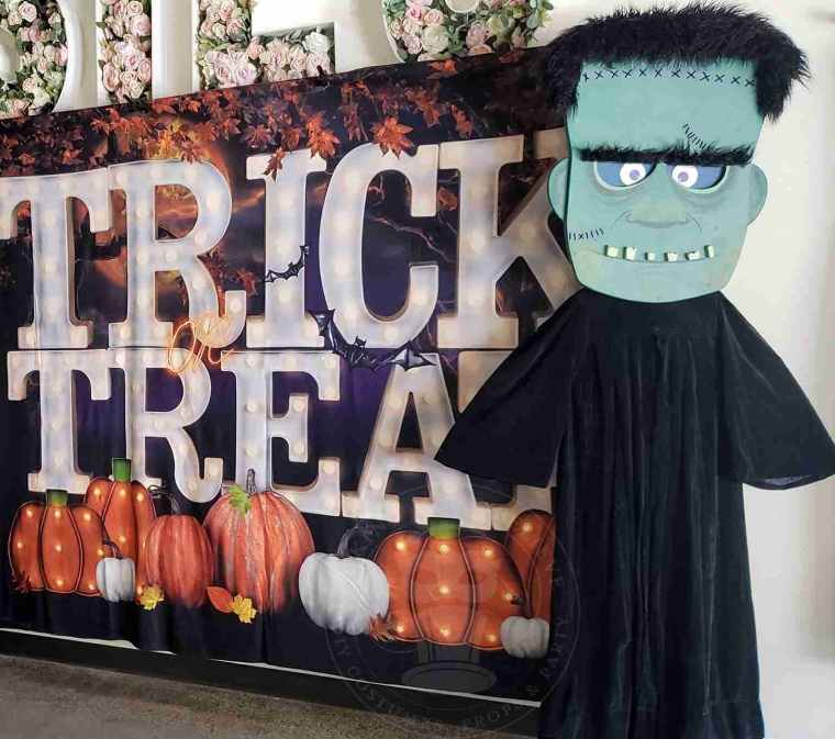 Oversize Halloween Frankenstein Monster Prop Display