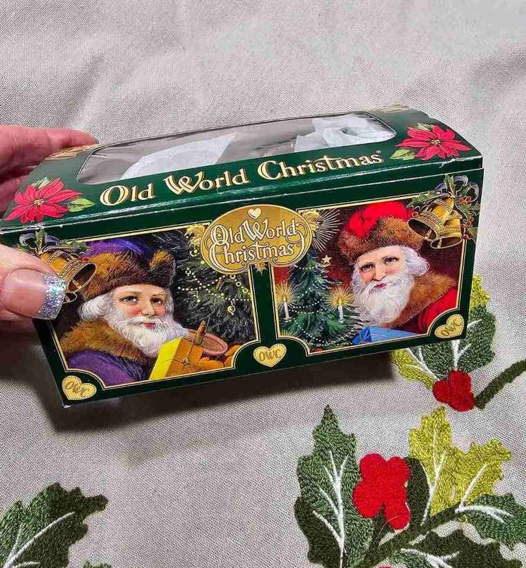 Box for Bat Ornament