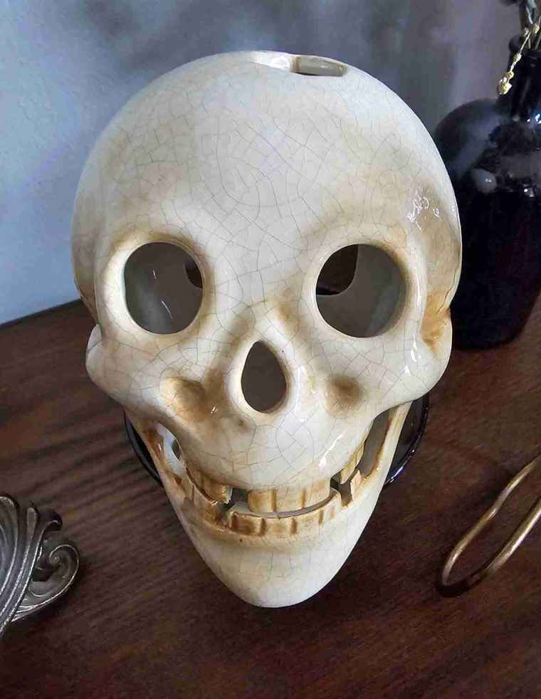 Skully Tea Light Holder