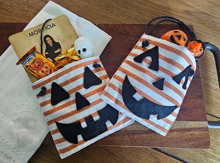 Bite size Halloween boo bags
