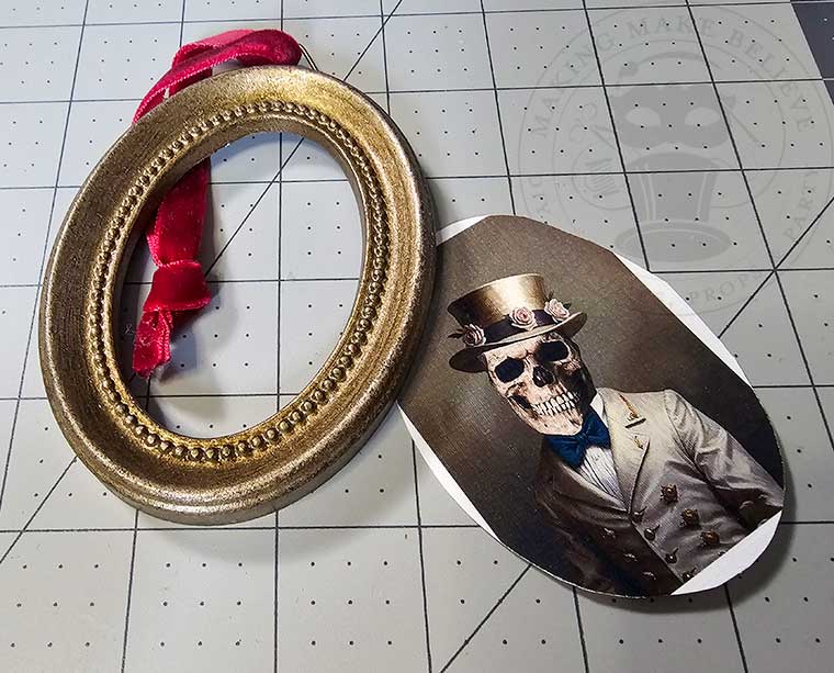 Halloween Royal Portrait Skeleton Ornament Image Cut Out