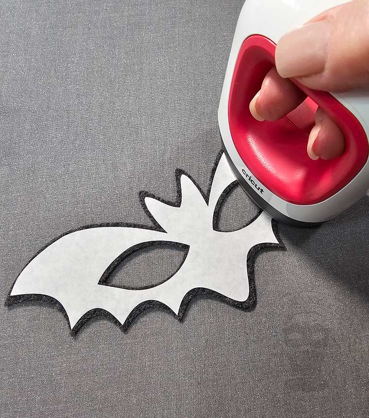 Interfacing template option for slow stitch bat mask