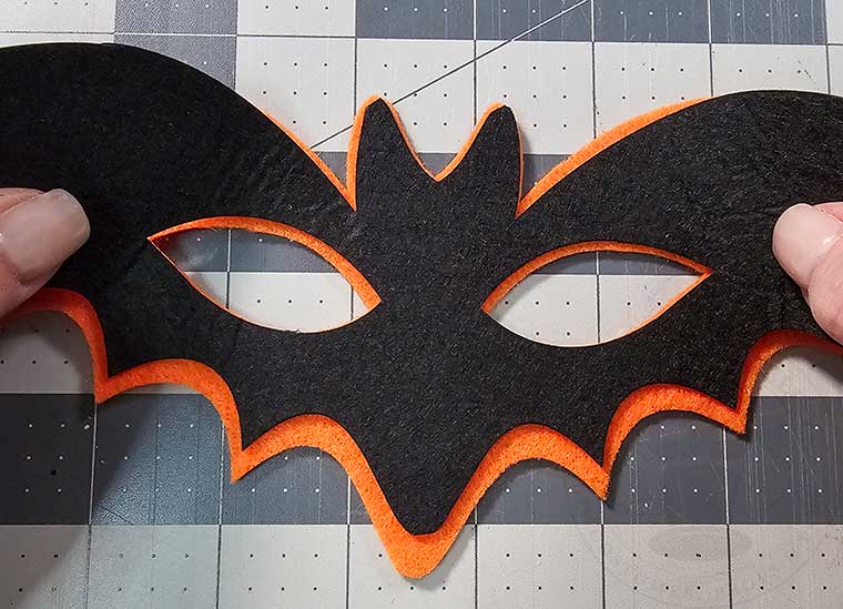 Super quick felt bat mask