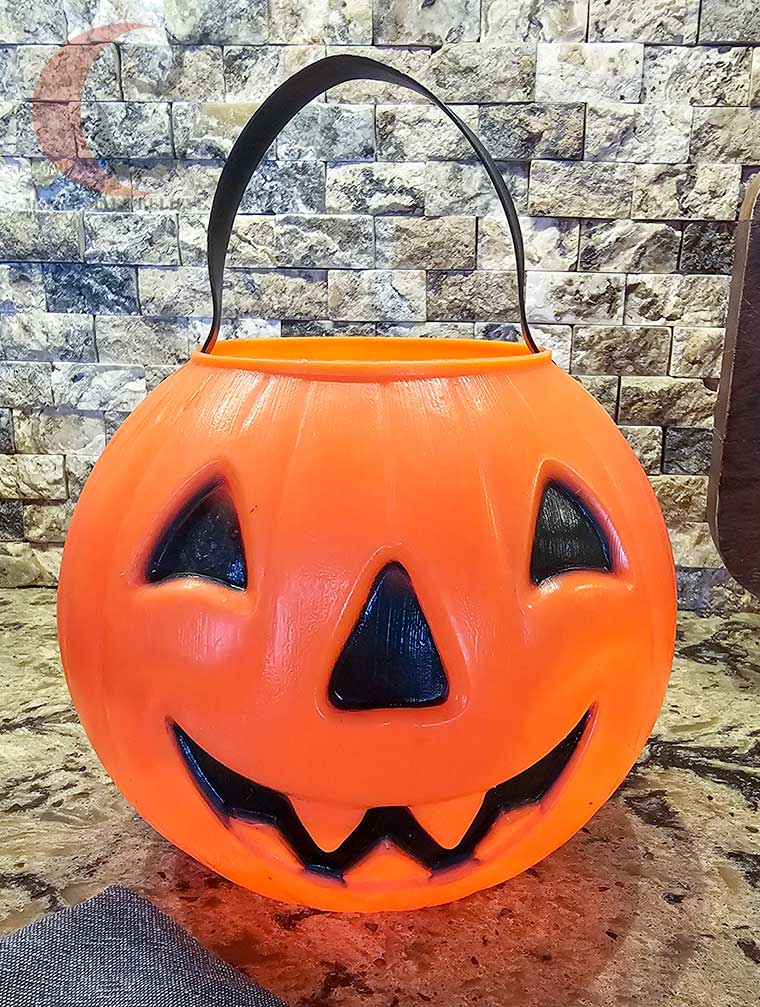 Air dry pumpkin pail