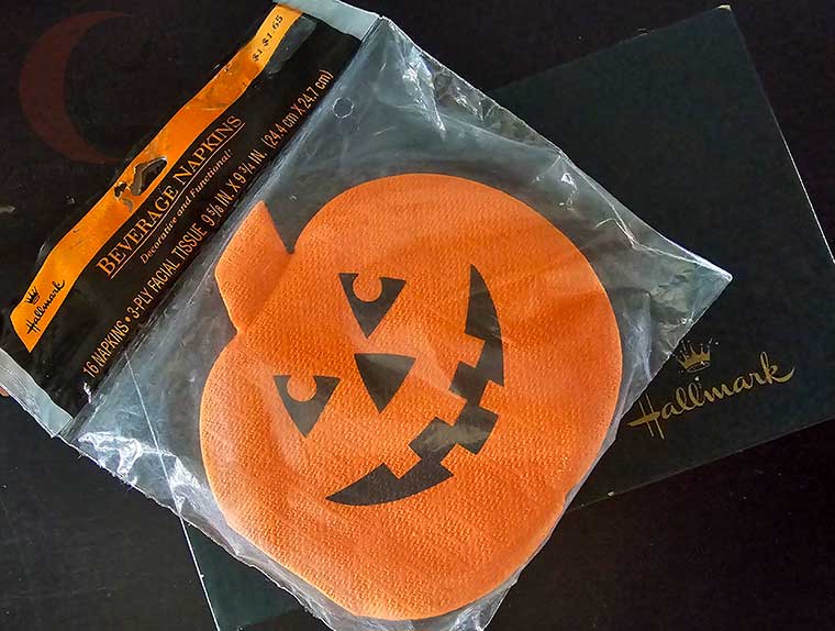 Vintage Hallmark die cut jack-o-lantern napkins