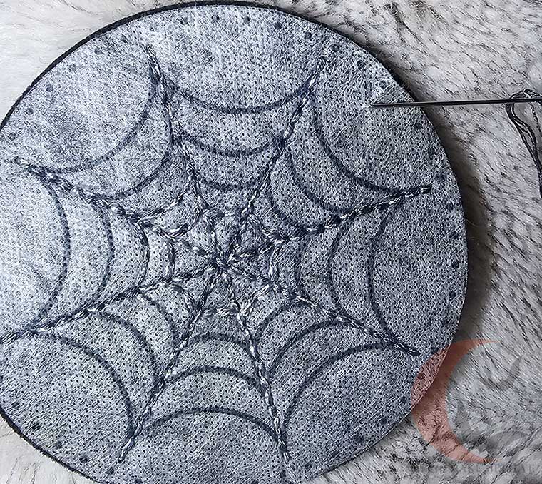 Stitch spirals of spider web