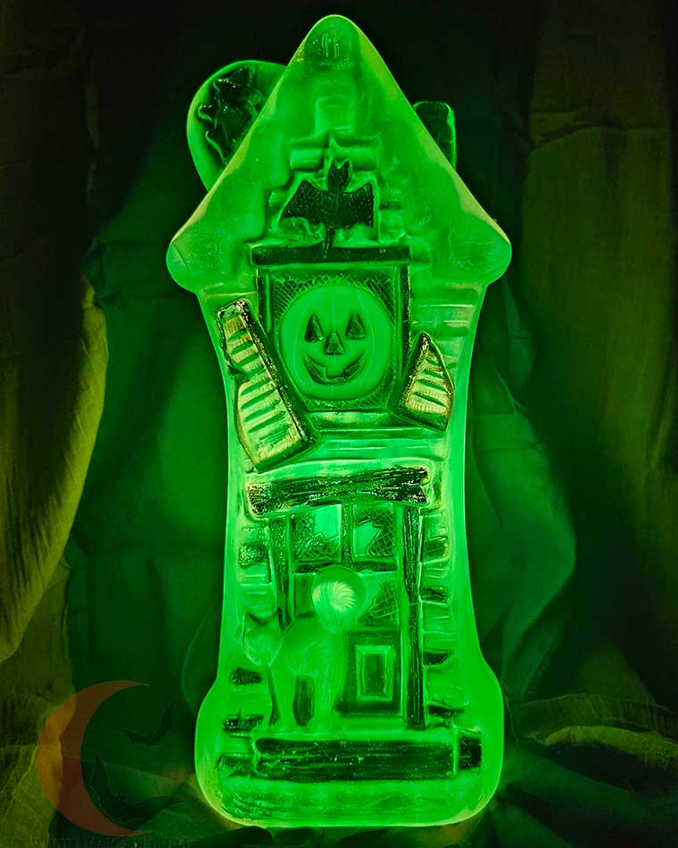 Vintage Bayshore Haunted House Green Blow Mold Light Up