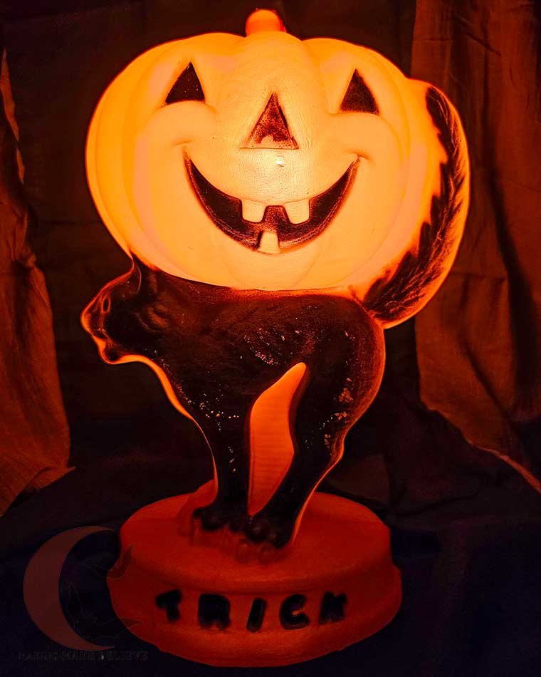 General Foam Plastics Cat with Pumpkin Vintage Halloween Blow Mold Light Up