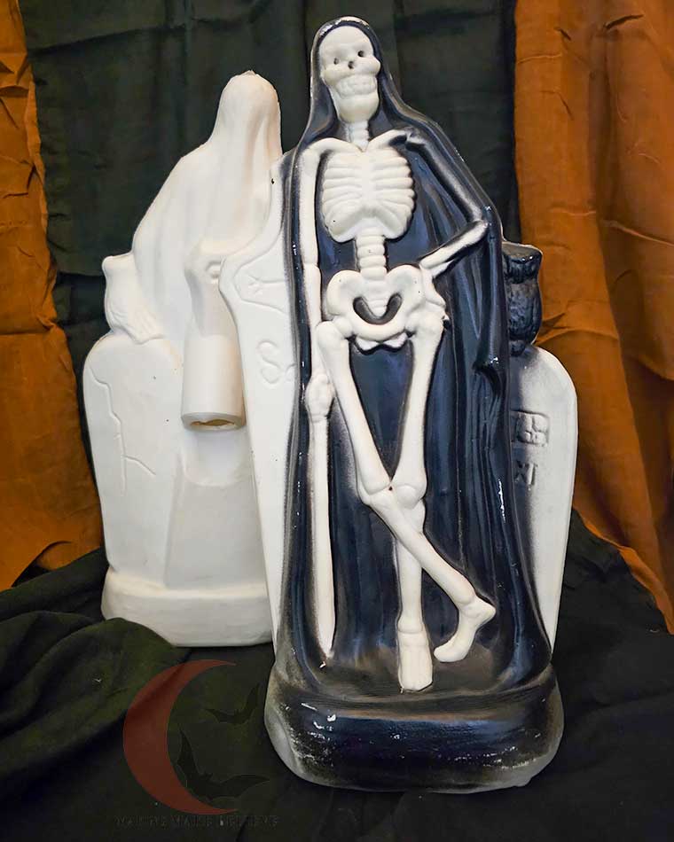 General Foam Plastics Happy Skeleton Grim Reaper Vintage Halloween Blow Mold Light Up